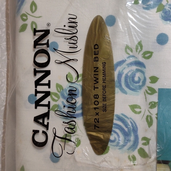 cannon Bedding Nwot Vintage Cannon Blue Floral Twin Flat Sheet Poshmark
